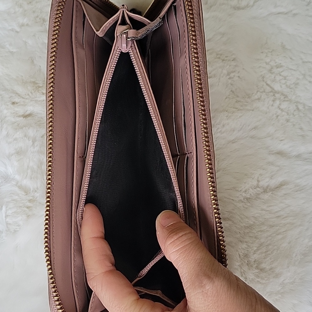 !!Great Condition!! GUCCI GG Guccissima Leather Zip Around Zippy Wallet - Pink - Picture 7 of 9